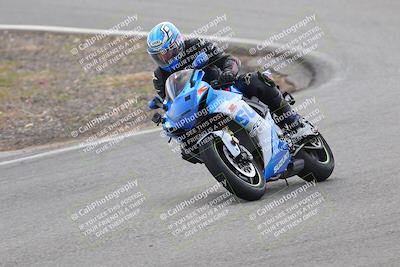 media/Mar-05-2023-TrackXperience (Sun) [[a95d40e56a]]/Group 3/session 2 turn 4/